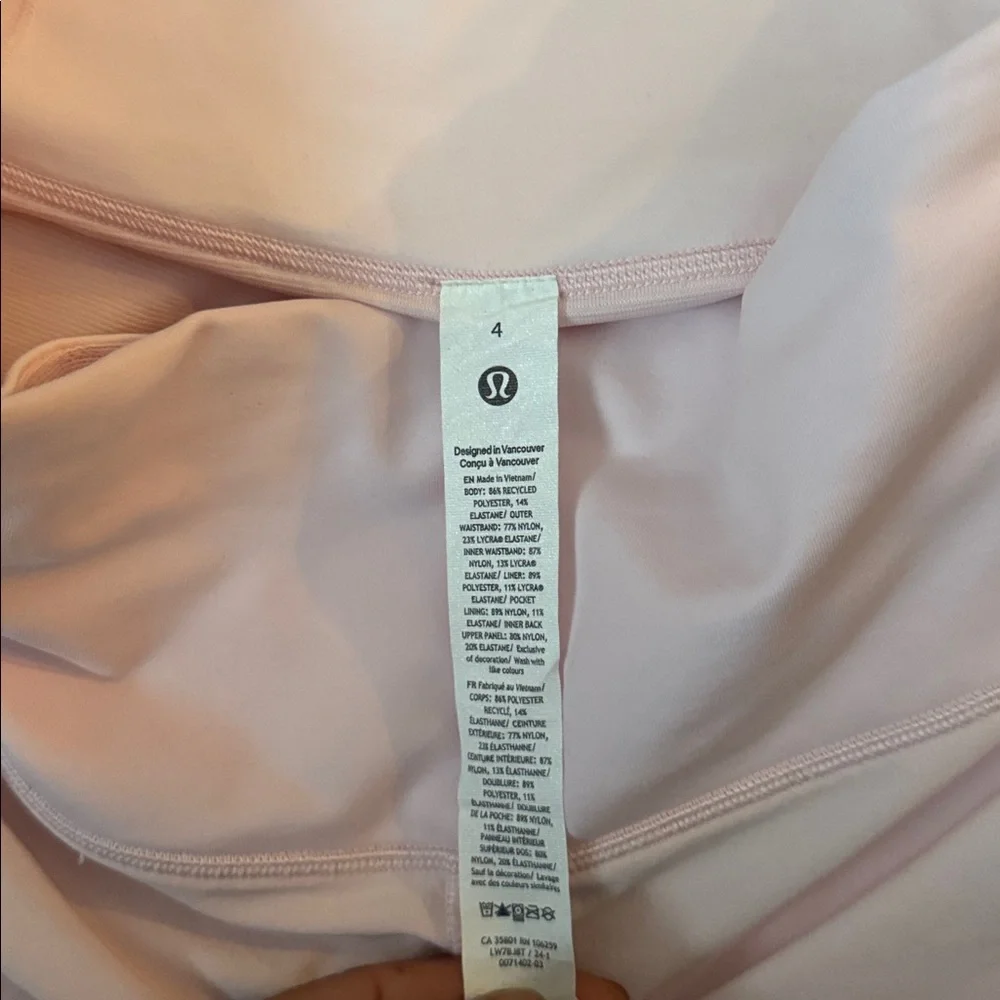 Lululemon Speed Up High-Rise Lined 4” size 4 - Picture 5 of 5